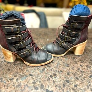 Freebird size 10 Braeden